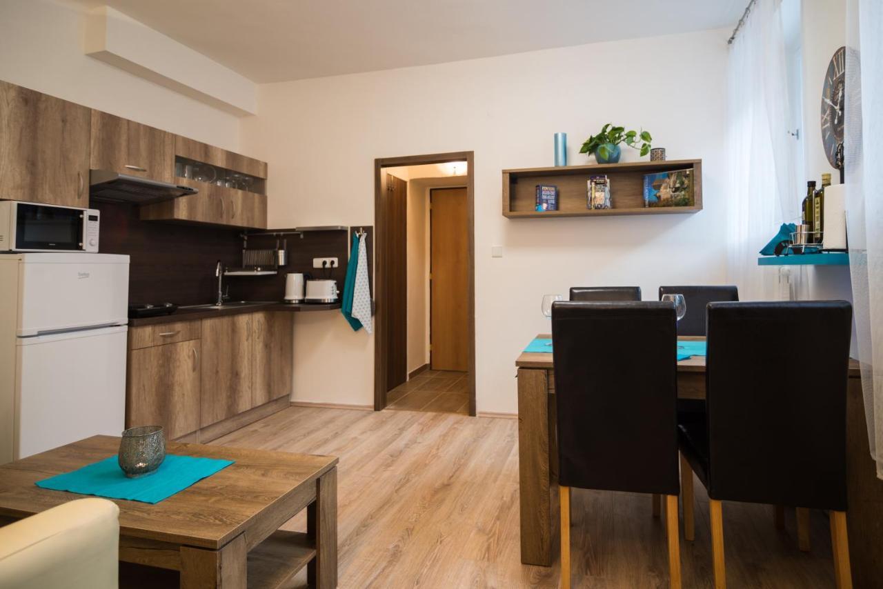 Nice Home To Stay At Prague Close To Castle With Terrace And Garden ภายนอก รูปภาพ