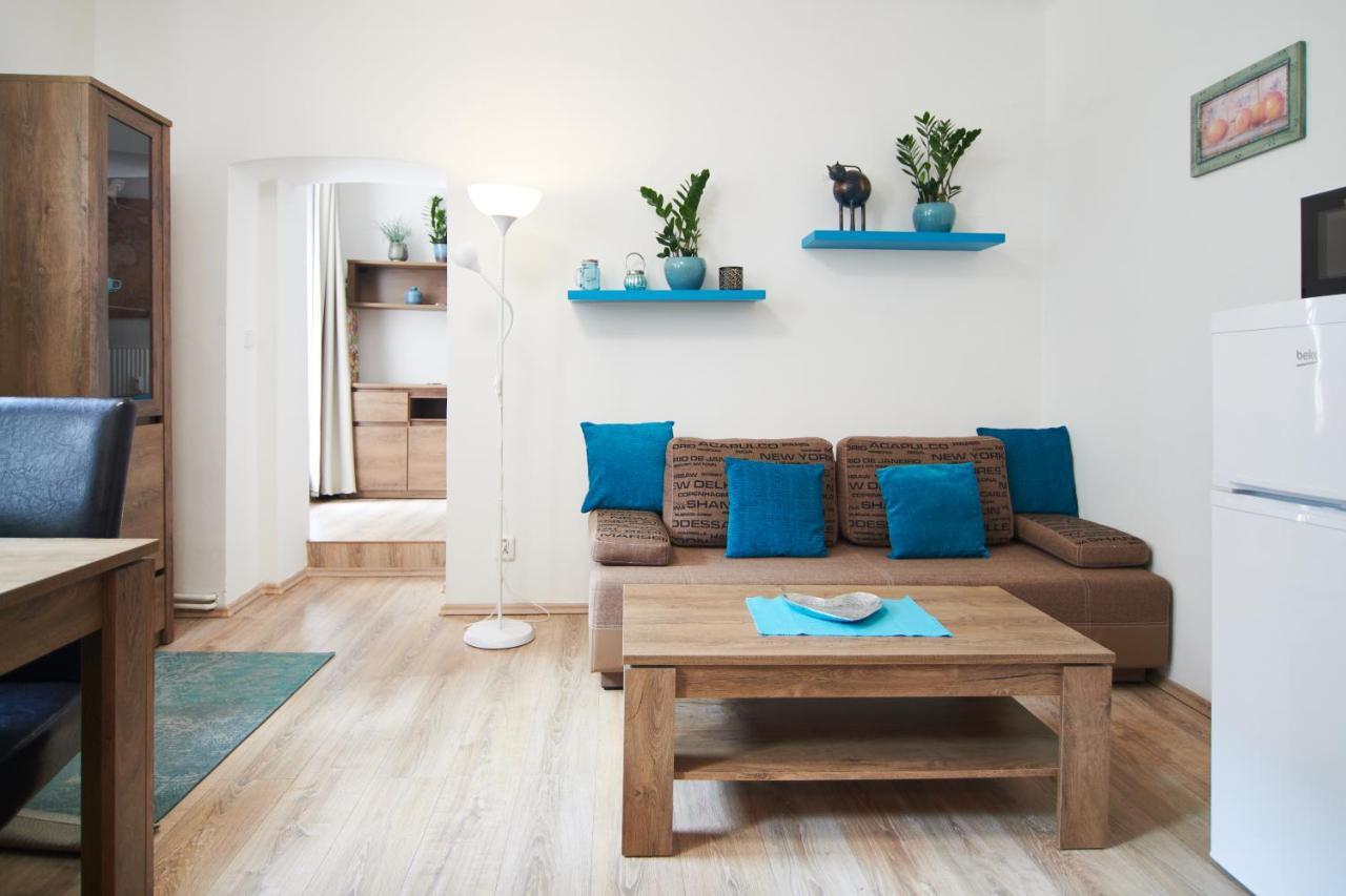 Nice Home To Stay At Prague Close To Castle With Terrace And Garden ภายนอก รูปภาพ