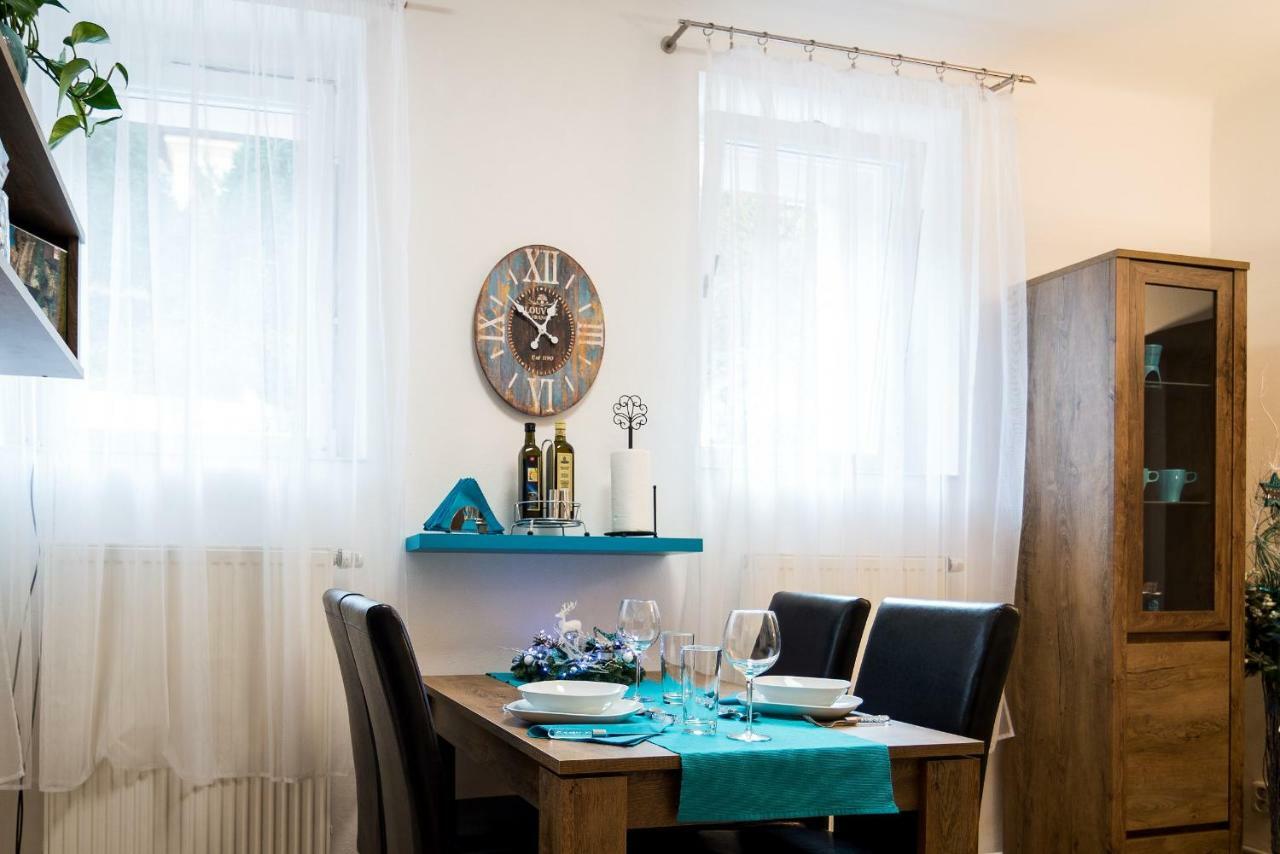 Nice Home To Stay At Prague Close To Castle With Terrace And Garden ภายนอก รูปภาพ